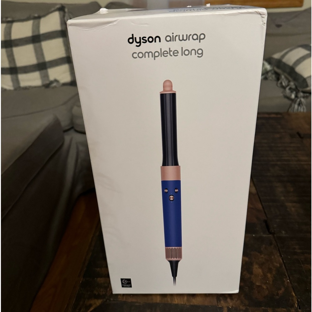 Free Shipping! New In Box Dyson Airwrap Long Complete Styler